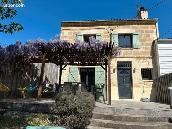MARTILLAC particulier vend maison en pierre