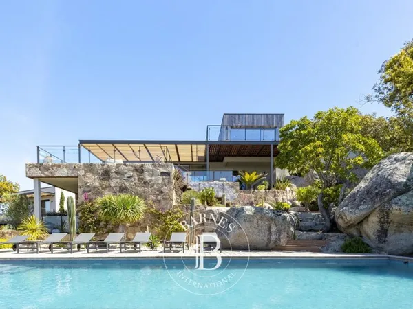 Domaine de Cala Rossa, villa 6 chambres, piscine, vue mer