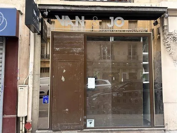 Local commercial 42 m²