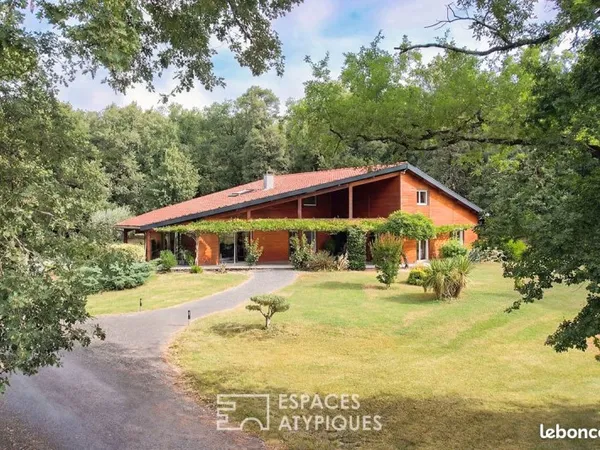 Maison 6 pièces 280 m²