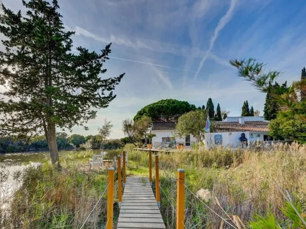Maison individuelle 9 pièces 323 m²