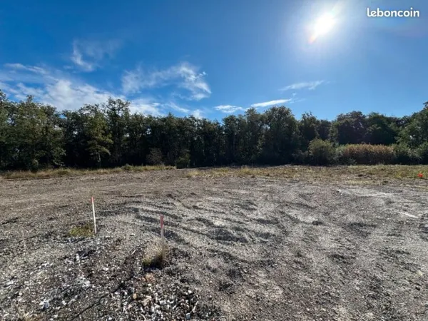 Terrain 650 m² Ricaud