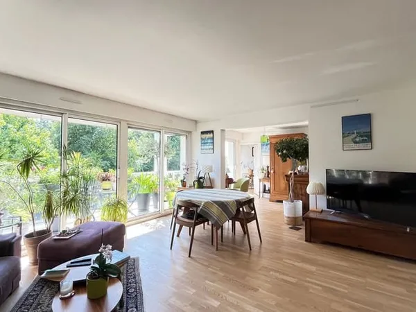 Appartement 4 pièces 130 m²