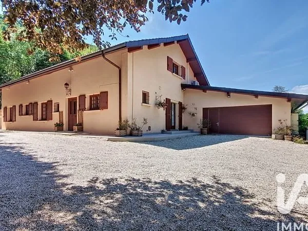 Vente Maison/villa 9 pièces