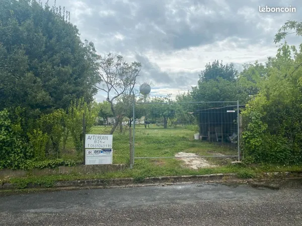 Lormont 33310 Terrain 830 m²