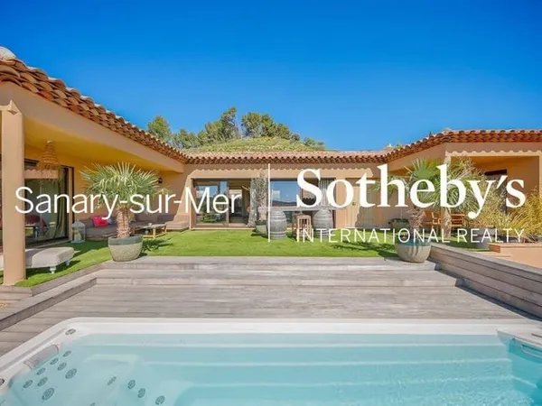 Maison 6 pièces 230 m²