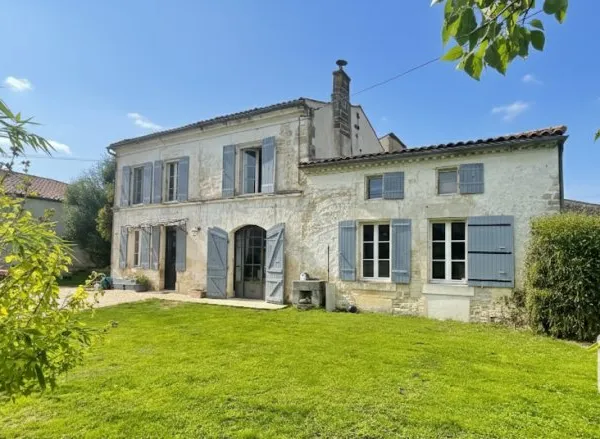 Maison 7 pièces 200 m²