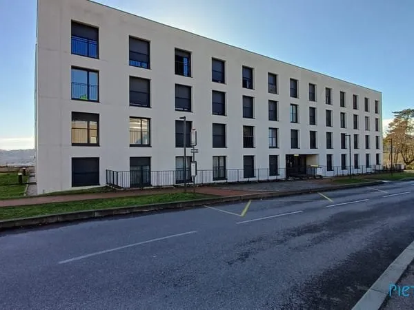 Studio 1 pièce 19 m²