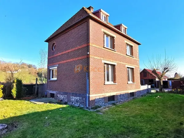 Maison familiale en centre bourg