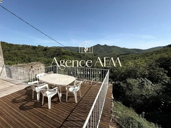 Maison 4 pièces 234 m²