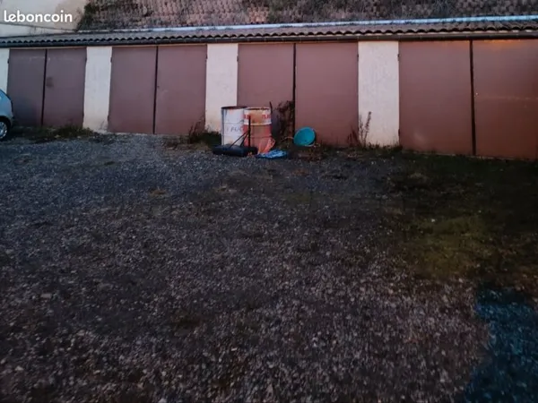 Garage à louer