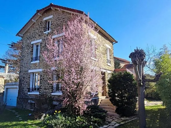 Maison 7 pièces 150 m²