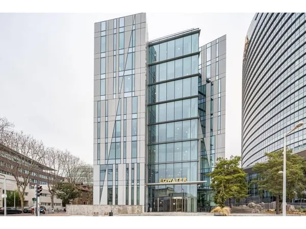 Bureaux 2084 m²