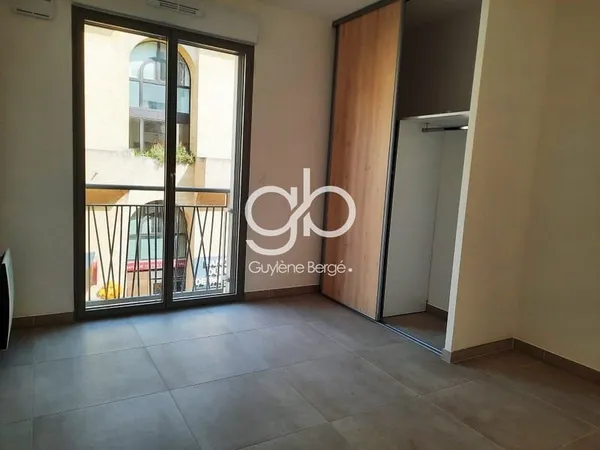 Appartement Lumineux et Moderne de 47 m2 au centre de Montpe