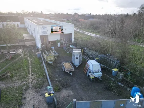 Immeuble industriel 720 m²