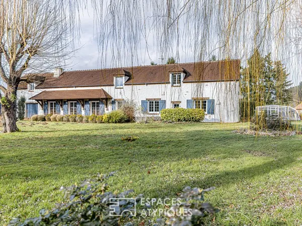 Maison de caractère, parc paysager et piscine
