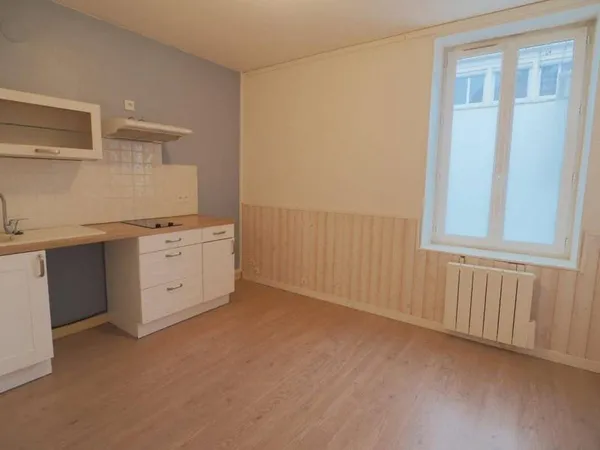 Studio 1 pièce 28 m²