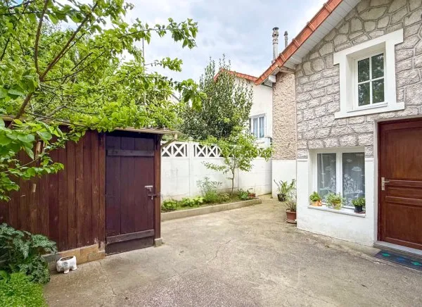EPINAY-SUR-SEINE - BIEN RARE SUR LE SECTEUR !