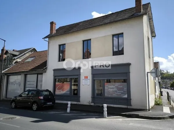 Local professionnel 267 m²