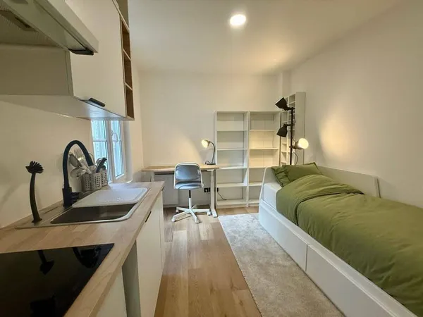Studio 1 pièce 12 m²