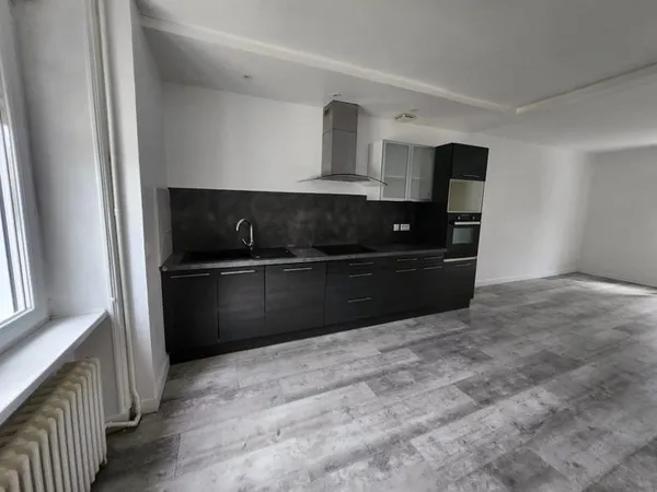 Maison 6 pièces 210 m²