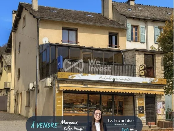 Immeuble 319 m²