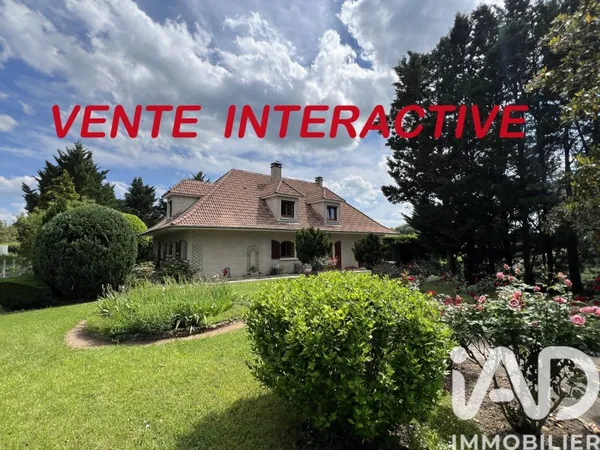 Maison 6 pièces 274 m²
