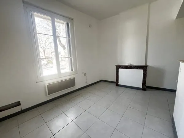 STUDIO - REFAIT A NEUF - JEAN JAURES