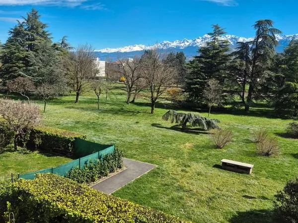 Magnifique 3 pièces entièrement rénové - Vue exceptionnelle sur Belledonne