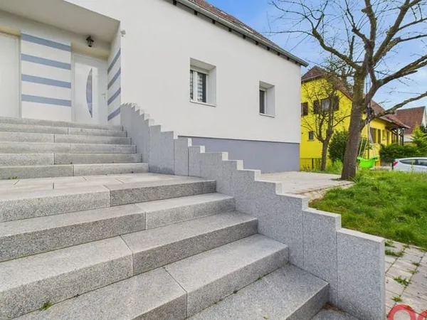 Maison 7 pièces 150 m²