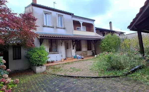Maison de village Varennes -Saint -Sauveur 185m2