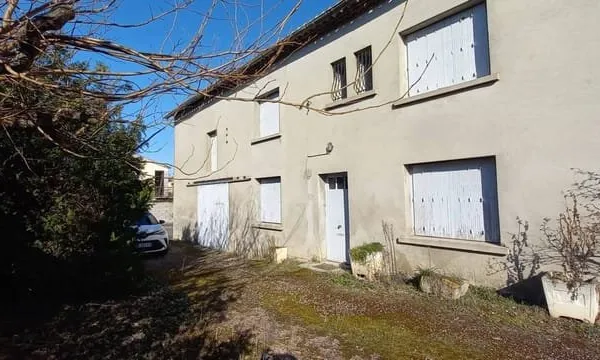 Maison 8 pièces 180 m²