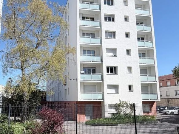 SAURUPT - F2 loué à vendre
