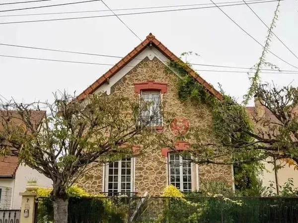 Maison 7 pièces 105 m²