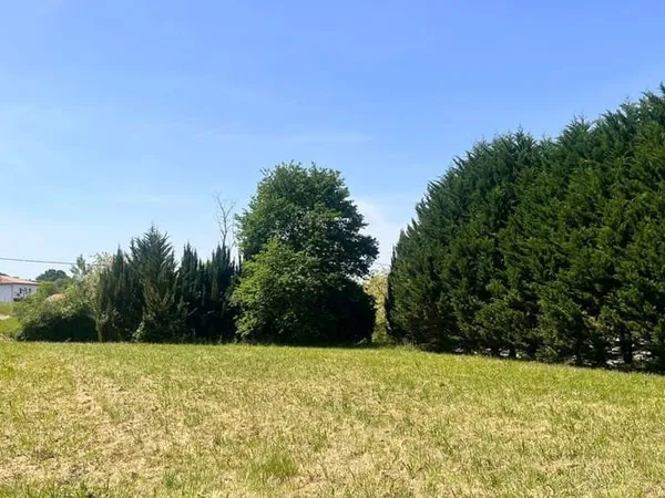 Terrain 1029 m²