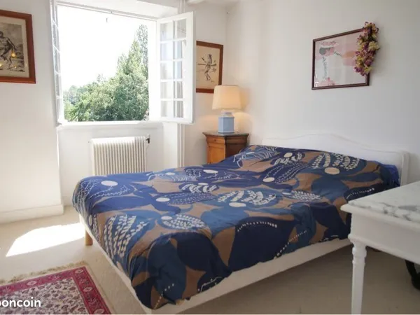 Chambre paisible dans une villa basque proche de Biarritz
