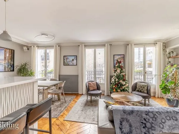 A vendre Paris 17e Ternes Appartement 5 pièces de 99 m² avec 14m² de balcon filant