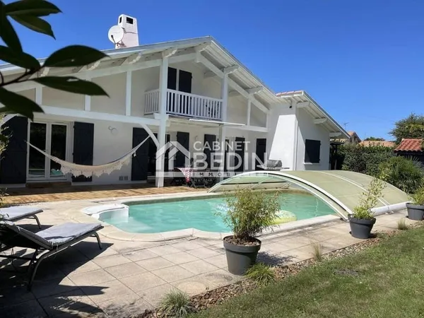 Maison 6 pièces 184 m²