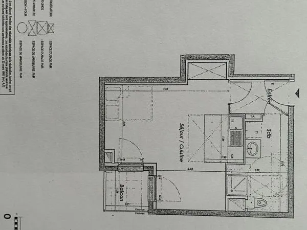 Studio ; balcon ; parking s/sol