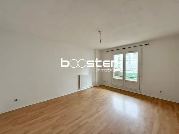 Bel appartement 2 pièces avec terrasse et place de parking