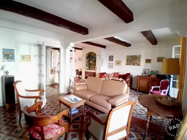Maison 8 pièces 230 m²