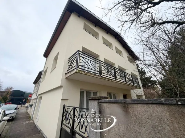 Maison de caractère rénovée 190 m2 Jardin Nancy / ARTE