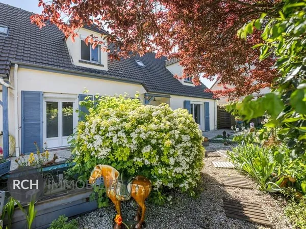 Gambais - Vaste maison familiale avec studio indépendant