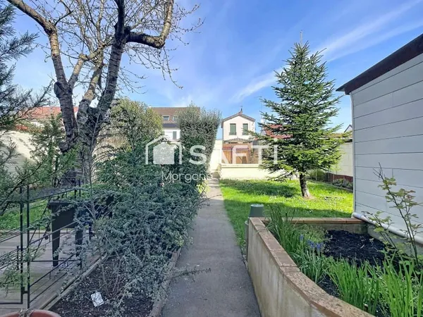 Maison 4 pièces 181 m²