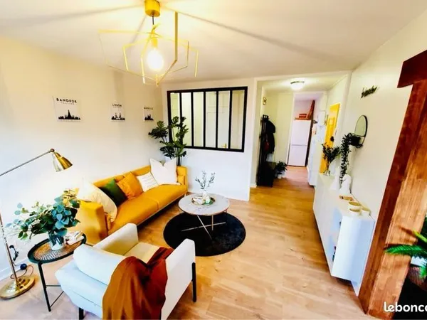 T4 rénové 71m² - Balcon - Parking - Ascenseur