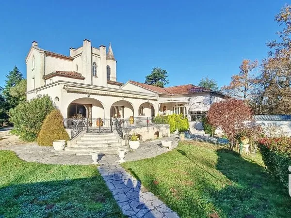 Vente Maison/villa 11 pièces