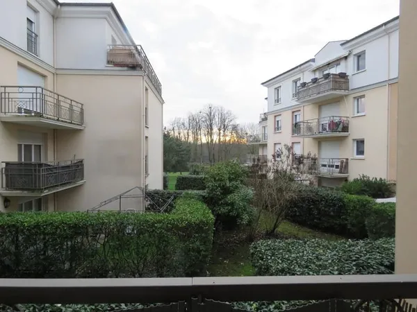 Appartement 3 pièces de 64 m² avec une place de parking souterrain à Vigneux sur Seine 91270.