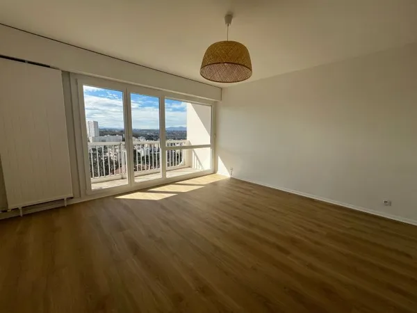Appartement T2 à Louer à Tassin