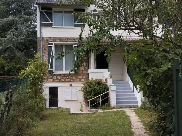 Jolie Maison de 113m2 (surface utile de 144m2)