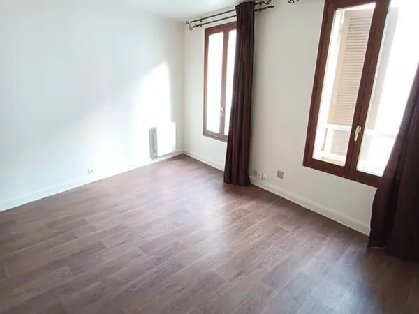 Charmant studio très bien situé